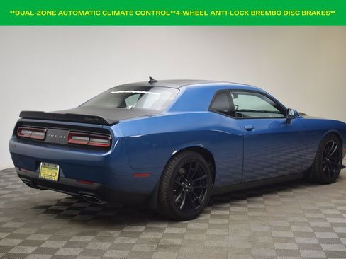 Used 2021 Dodge Challenger R/T Scat Pack w/ T/A Package image 8