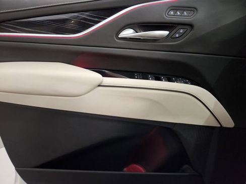 Used 2021 Cadillac Escalade Sport w/ Driver Assist Tech Package image 24