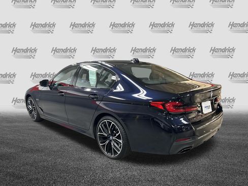 Used 2023 BMW 530e w/ M Sport Package RWD image 8