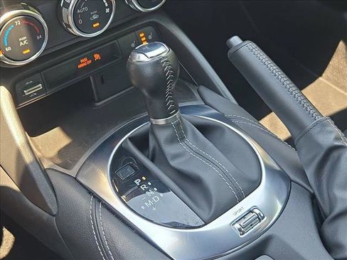 Used 2025 MAZDA MX-5 Miata RF Grand Touring RWD image 12