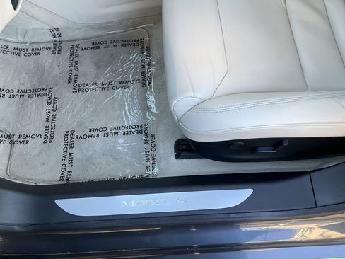 Used 2019 Tesla Model S Long Range image 15