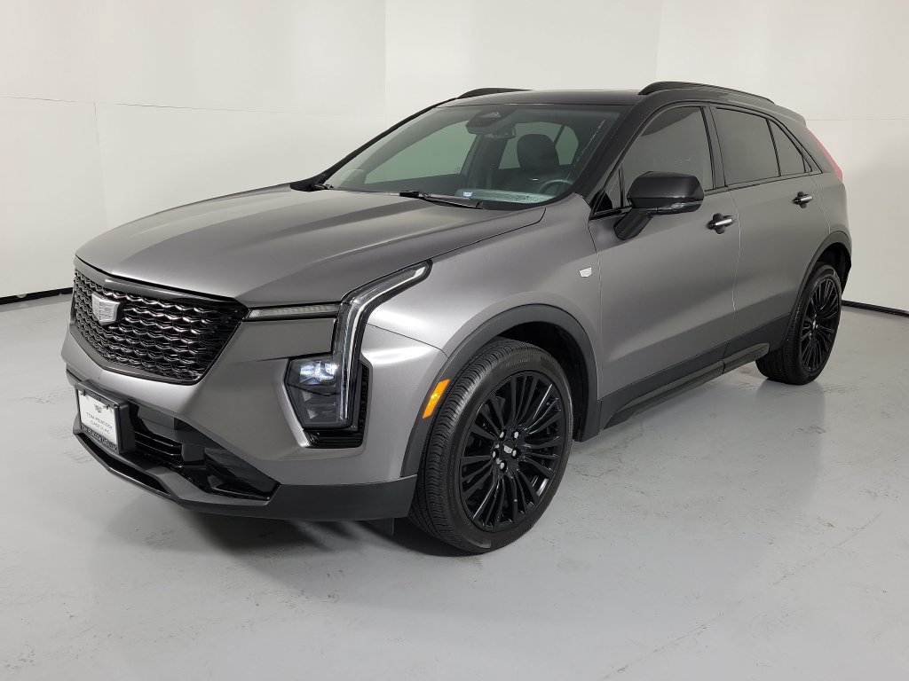 Used 2024 Cadillac XT4 Premium Luxury FWD image 3