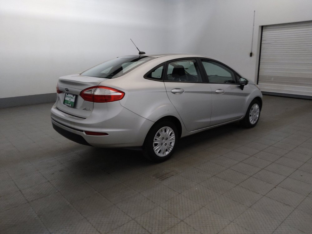 Used 2016 Ford Fiesta S FWD image 10