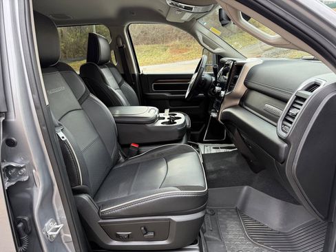Used 2024 RAM 3500 Laramie image 17