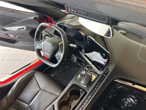 Used 2021 Chevrolet Corvette Stingray Coupe w/ Z51 Performance Package RWD image 8