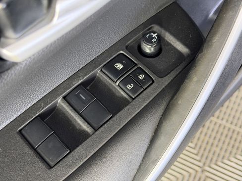 Used 2022 Toyota Corolla SE image 11