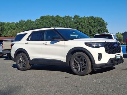 New 2025 Ford Explorer ST w/ Sun And Sound Package