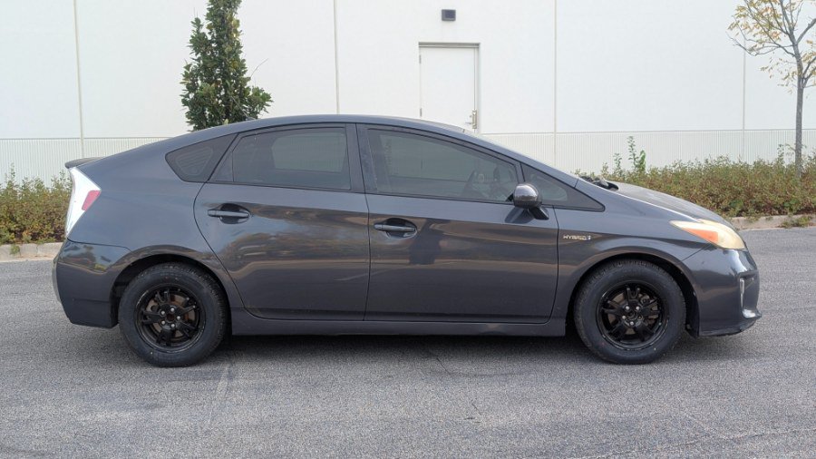 Used 2013 Toyota Prius Two FWD image 2