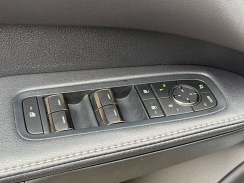 Used 2023 Lexus RX 500h F Sport AWD/4WD image 13