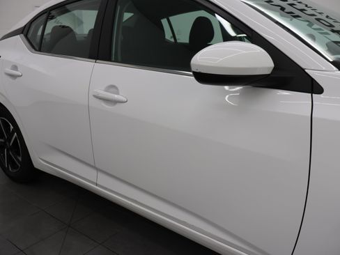 Used 2024 Nissan Sentra SV FWD image 22
