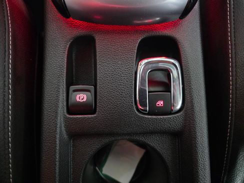 Used 2019 Buick Cascada Premium FWD image 36