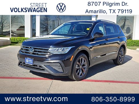 Certified 2022 Volkswagen Tiguan SE w/ Panoramic Sunroof Package image 1