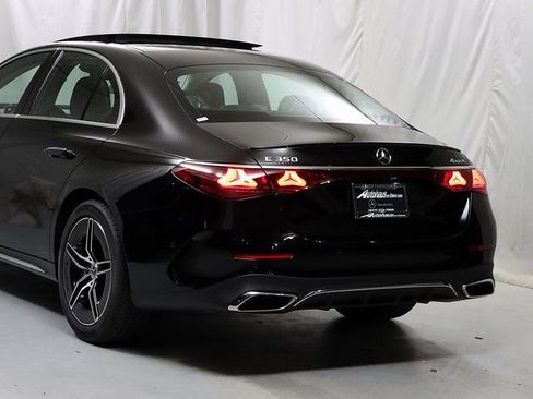 New 2026 Mercedes-Benz E 350 4MATIC Sedan image 8