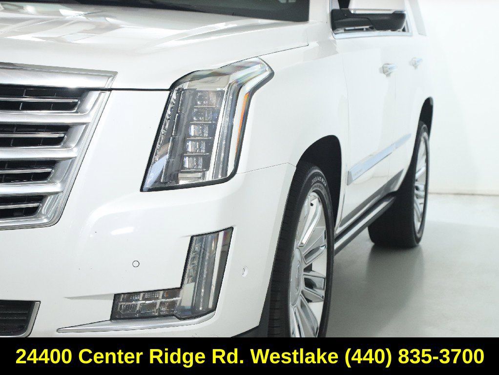 Used 2020 Cadillac Escalade Platinum AWD/4WD image 5