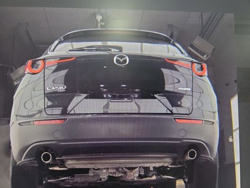 Used 2023 MAZDA CX-30 AWD 2.5 S w/ Premium Package image 16