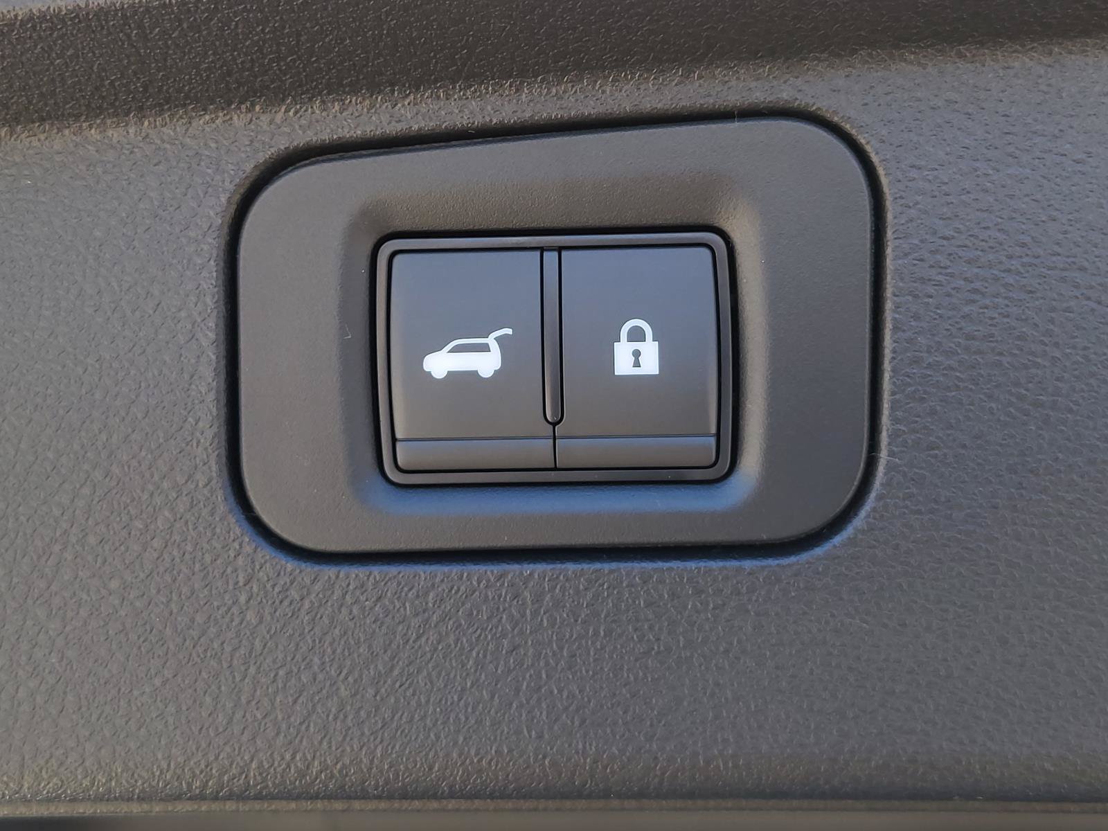 New 2026 Nissan Armada SL w/ Captain's Chari Seat Package RWD image 15