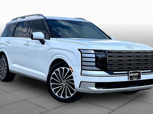 Certified 2026 Hyundai Palisade Calligraphy AWD/4WD image 3