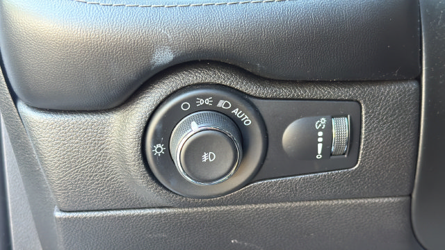 Used 2021 Dodge Durango GT w/ Blacktop Package RWD image 18