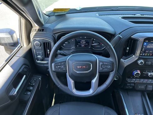 Used 2023 GMC Sierra 3500 SLT w/ SLT Premium Package image 31