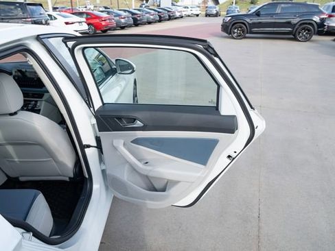 New 2026 Volkswagen Jetta SE image 14