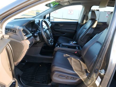 Used 2020 Honda Odyssey EX-L image 17