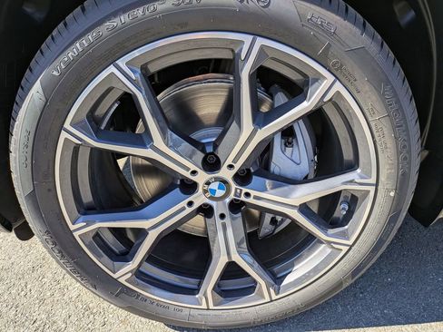 New 2026 BMW X5 xDrive50e w/ M Sport Package image 10