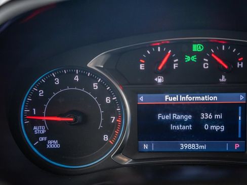 Used 2023 Chevrolet Traverse LT AWD/4WD image 42