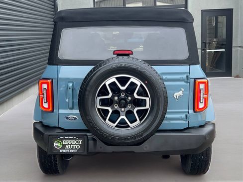 Used 2023 Ford Bronco Outer Banks AWD/4WD image 13