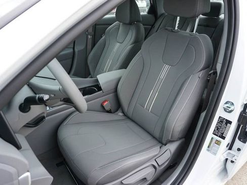 New 2026 Hyundai Elantra SEL Sport Premium w/ Cargo Package FWD image 11
