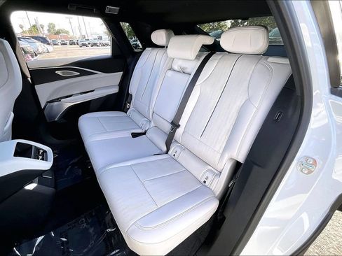 New 2026 Cadillac Lyriq Premium Luxury w/ LPO, Floor Liner Package AWD/4WD image 27
