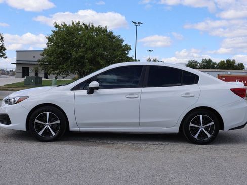 Used 2022 Subaru Impreza 2.0i Premium image 8