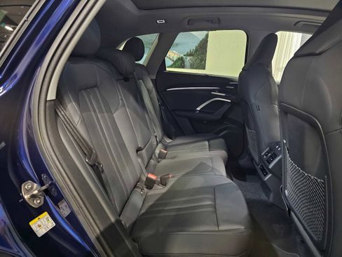 New 2025 Audi Q5 Prestige image 12