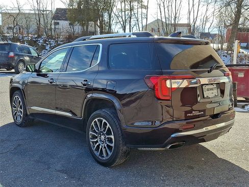 Used 2020 GMC Acadia Denali image 4