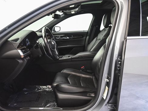 Used 2018 Cadillac CT6 Luxury image 34