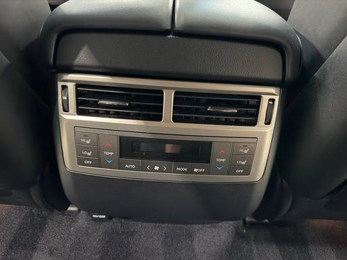 Used 2014 Lexus LX 570 4WD image 56