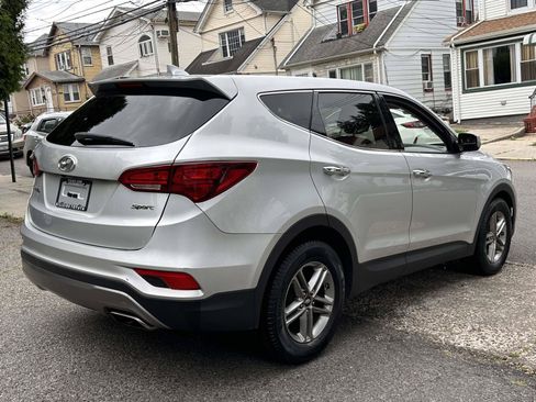 Used 2017 Hyundai Santa Fe Sport FWD image 6
