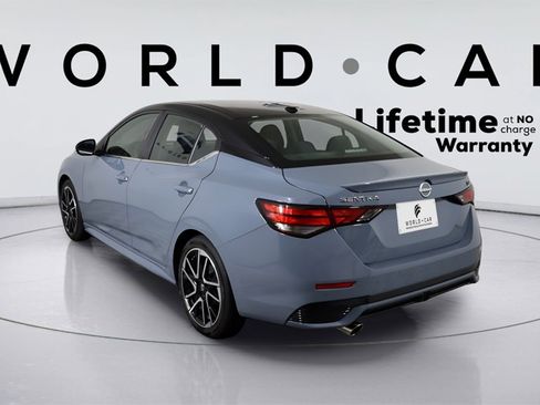 Used 2025 Nissan Sentra SR image 5