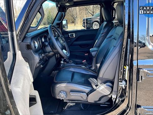 Used 2023 Jeep Wrangler Unlimited Sahara w/ Dual Top Group image 22