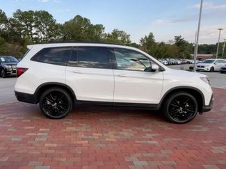 Used 2022 Honda Pilot Black Edition video 2