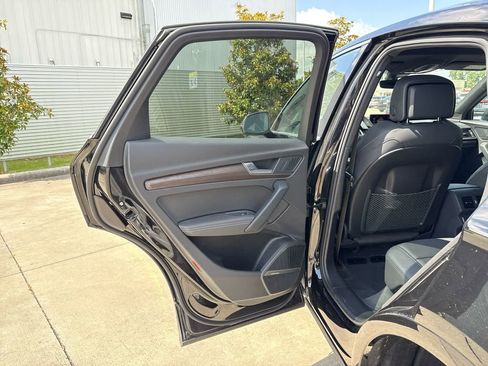 Used 2024 Audi Q5 2.0T Premium Plus w/ Premium Plus Package image 22