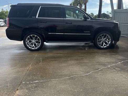 Used 2018 GMC Yukon SLE w/ Convenience Package RWD image 4