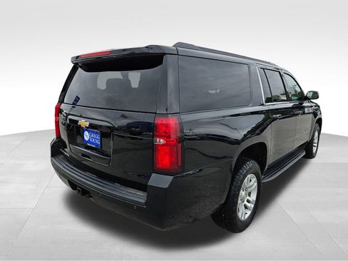 Used 2018 Chevrolet Suburban LT AWD/4WD image 6