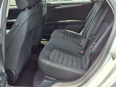 Certified 2020 Ford Fusion SE image 8