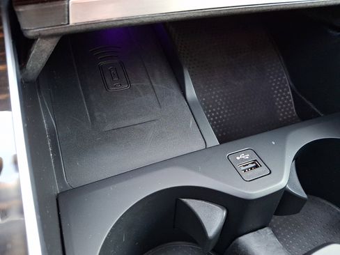 Used 2025 BMW X5 xDrive50e image 25