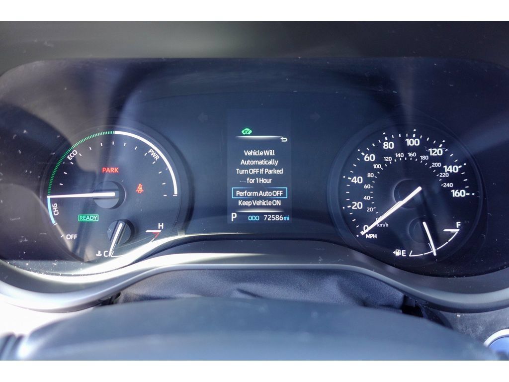 Certified 2023 Toyota Sienna LE FWD image 17