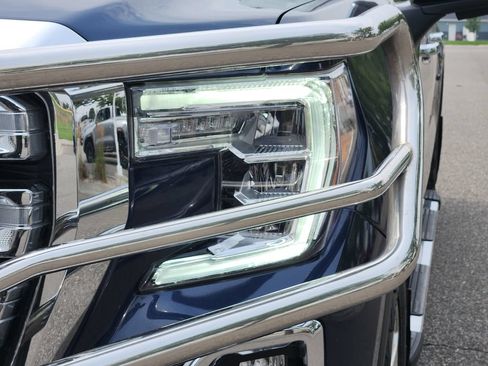 Used 2021 GMC Sierra 1500 SLT w/ SLT Premium Plus Package AWD/4WD image 36
