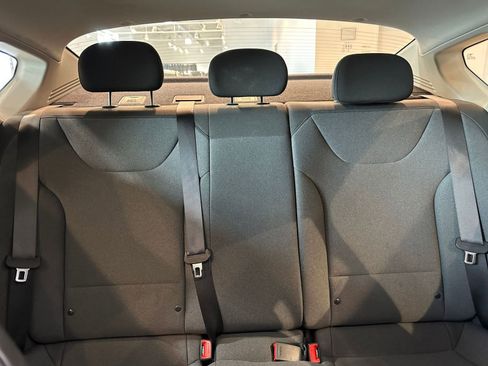 Used 2025 Kia K4 LXS image 38