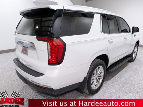 Used 2022 GMC Yukon SLT w/ SLT Luxury Package image 5