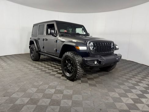 Used 2025 Jeep Wrangler Unlimited Sport S 4xe AWD/4WD image 4