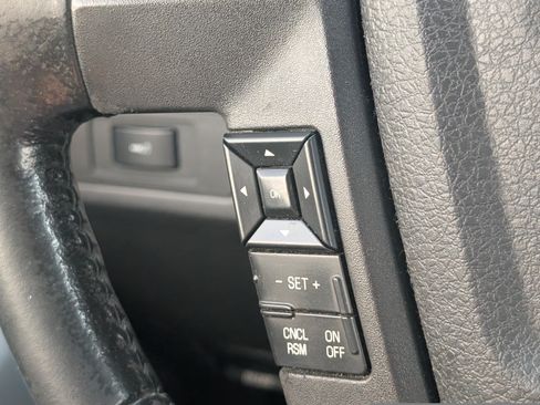 Used 2011 Ford F150 XLT w/ XLT Convenience Pkg RWD image 22